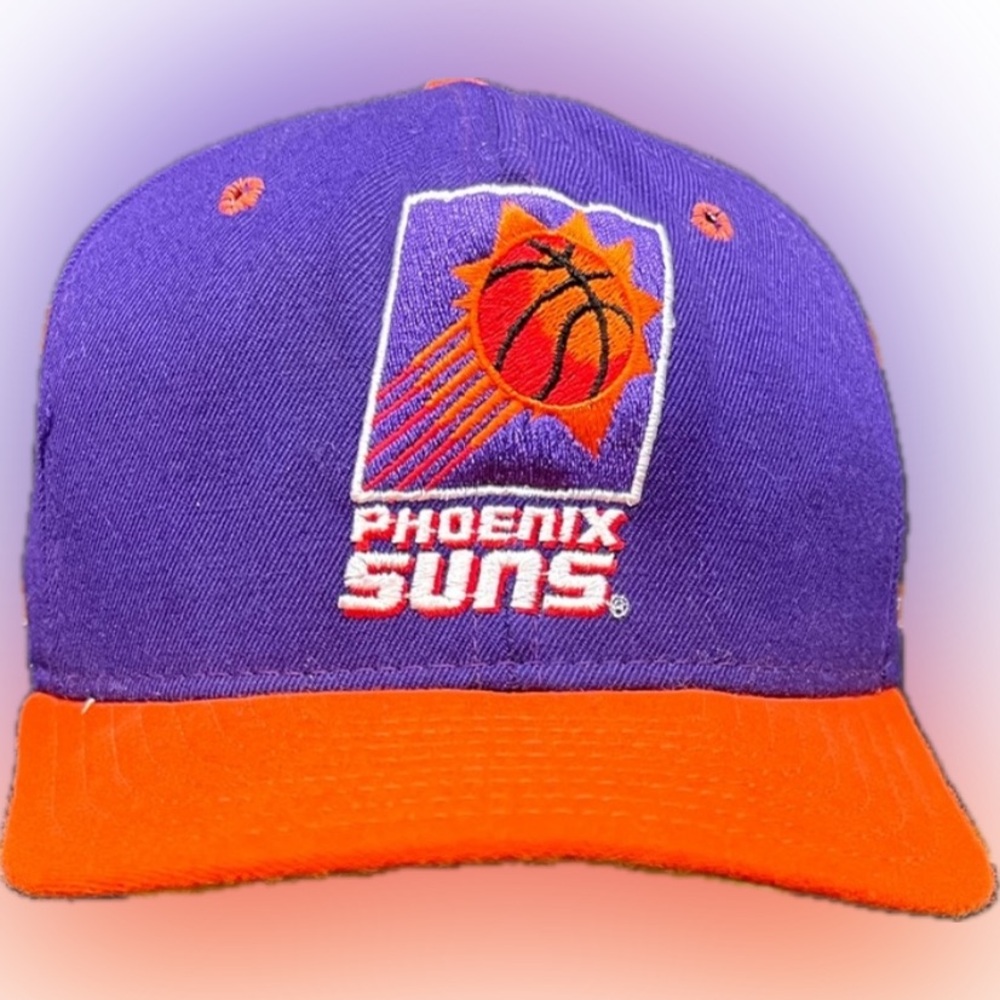 Vintage Phoenix Suns Shooting Flame Basketball logo